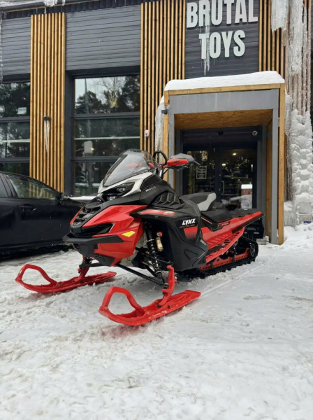 LYNX Brutal RE 900 ACE Turbo R 2026 (3900)